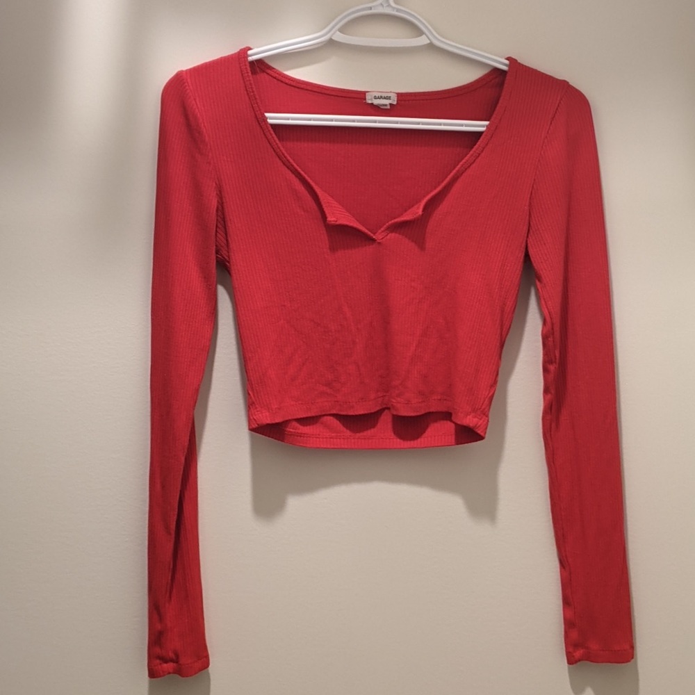 Garage crop top